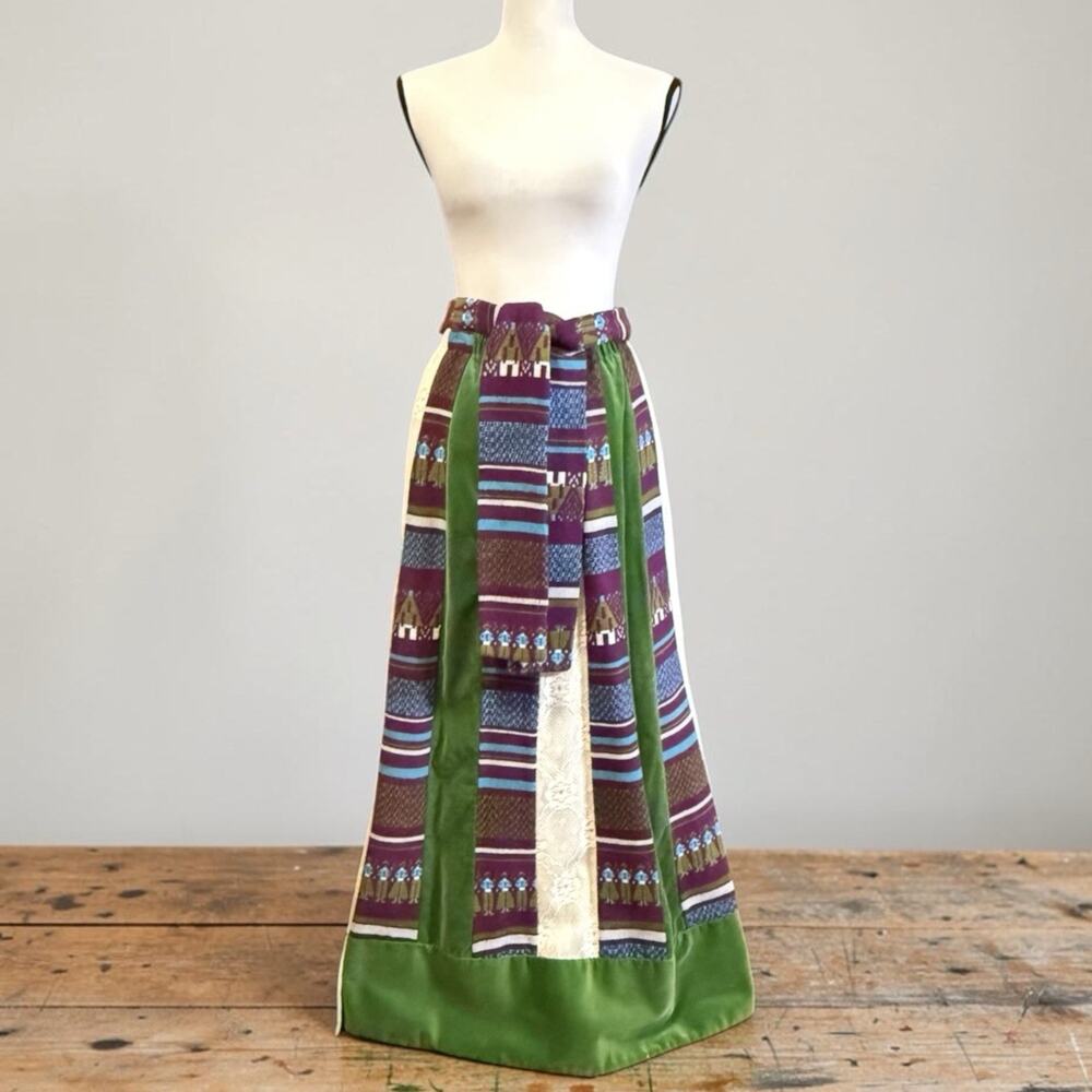 VTG 1970’s Chessa Davis Patchwork Boho Tribal Maxi Skirt Tapestry Velvet Lace M